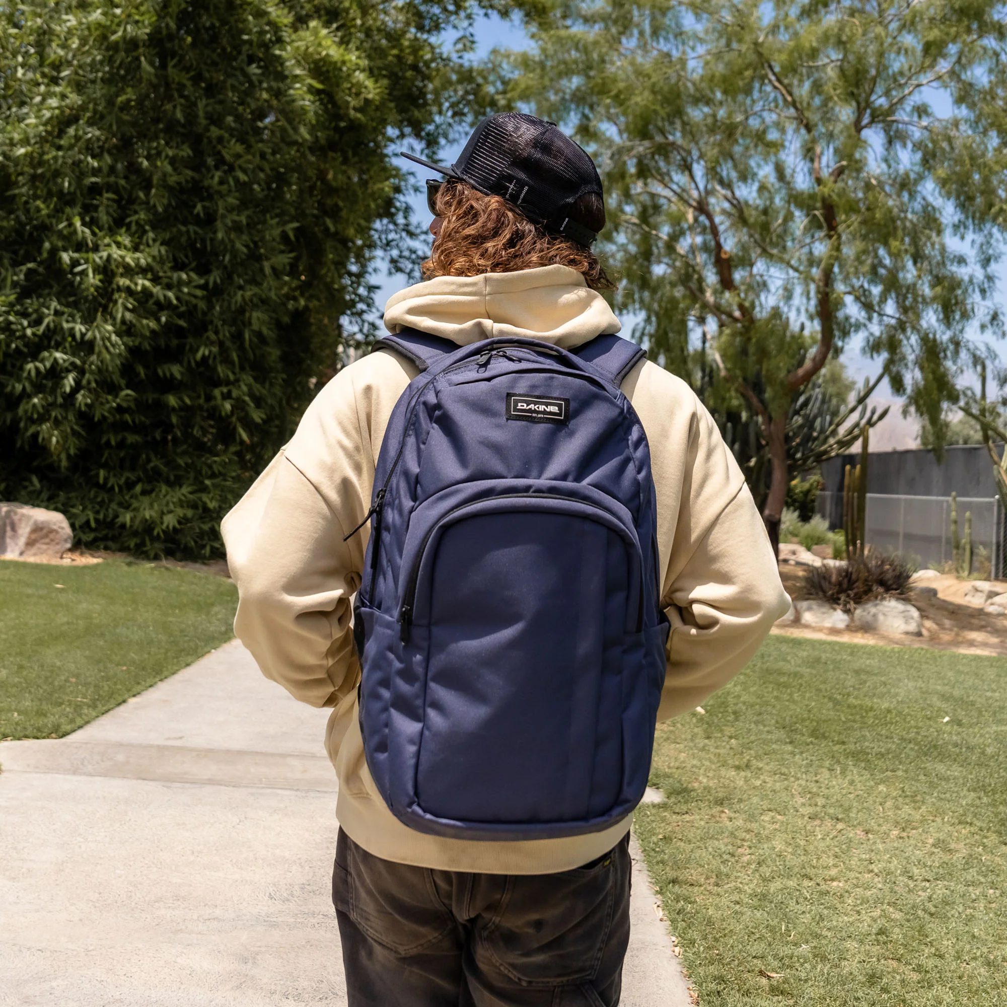 Campus Backpack 33L - Carbon - Image 9