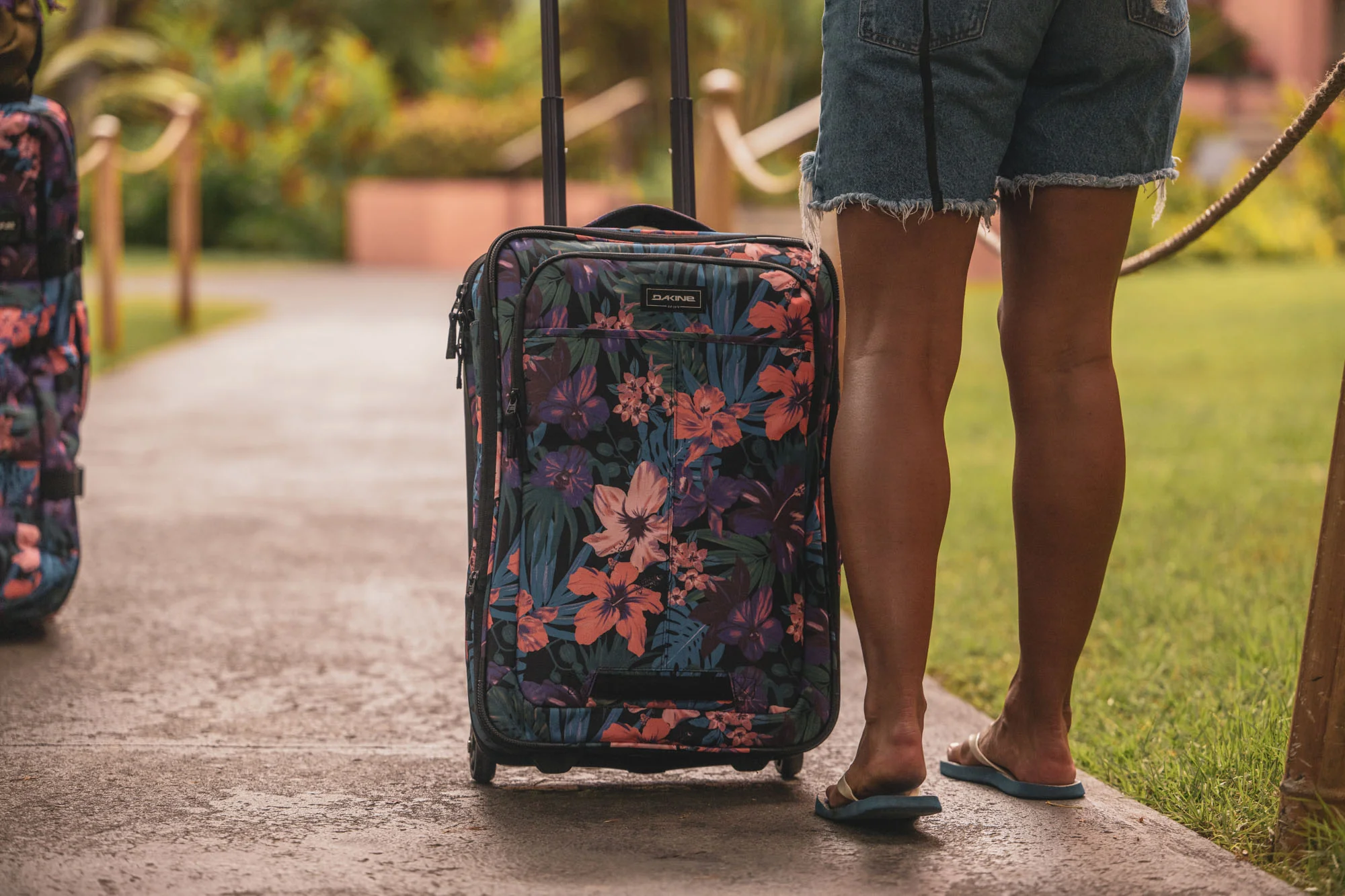 Status Roller Bag +42L - Black - Image 11